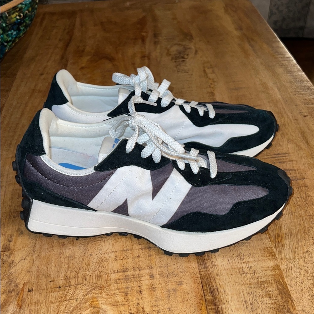 New Balance White Sneakers - Picture 2 of 4